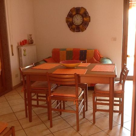 טורביאניקה Orange Holiday Home מראה חיצוני תמונה