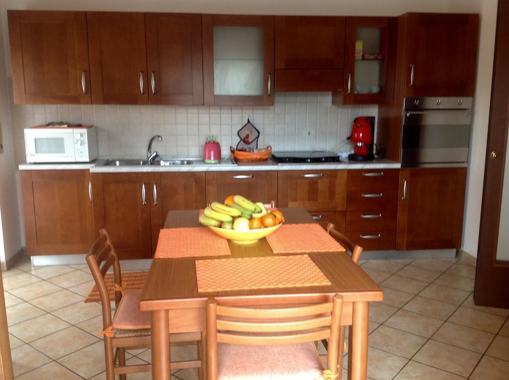 טורביאניקה Orange Holiday Home מראה חיצוני תמונה