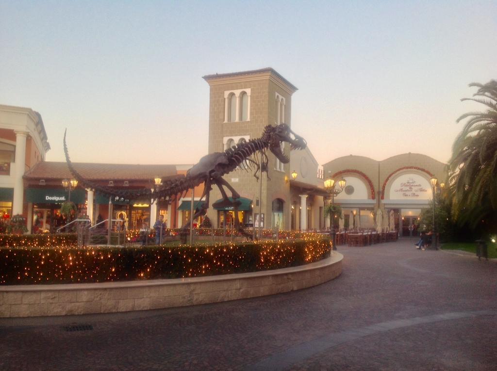 טורביאניקה Orange Holiday Home מראה חיצוני תמונה