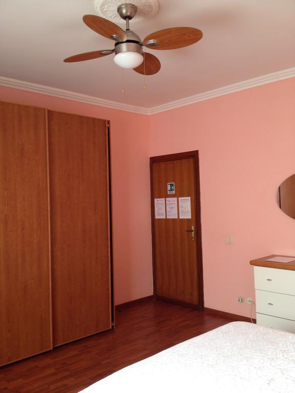 טורביאניקה Orange Holiday Home מראה חיצוני תמונה