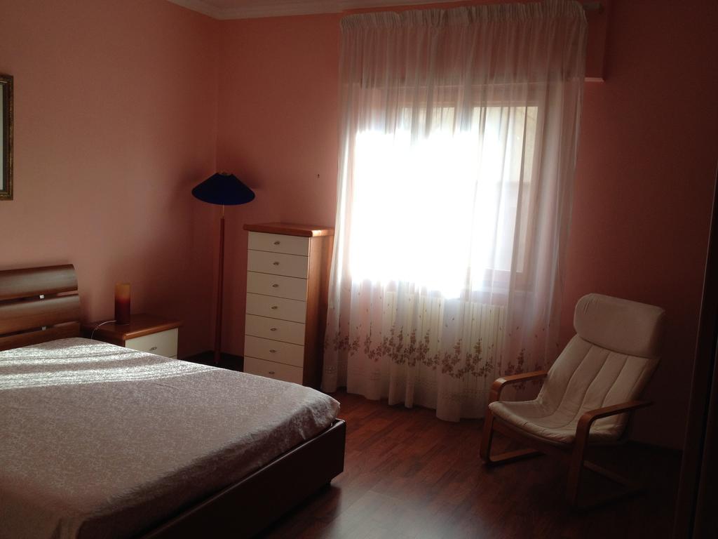 טורביאניקה Orange Holiday Home מראה חיצוני תמונה