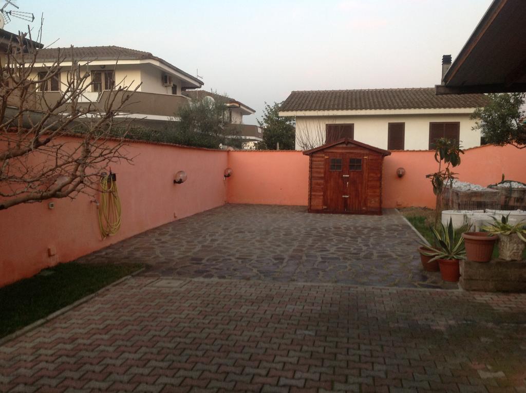 טורביאניקה Orange Holiday Home מראה חיצוני תמונה