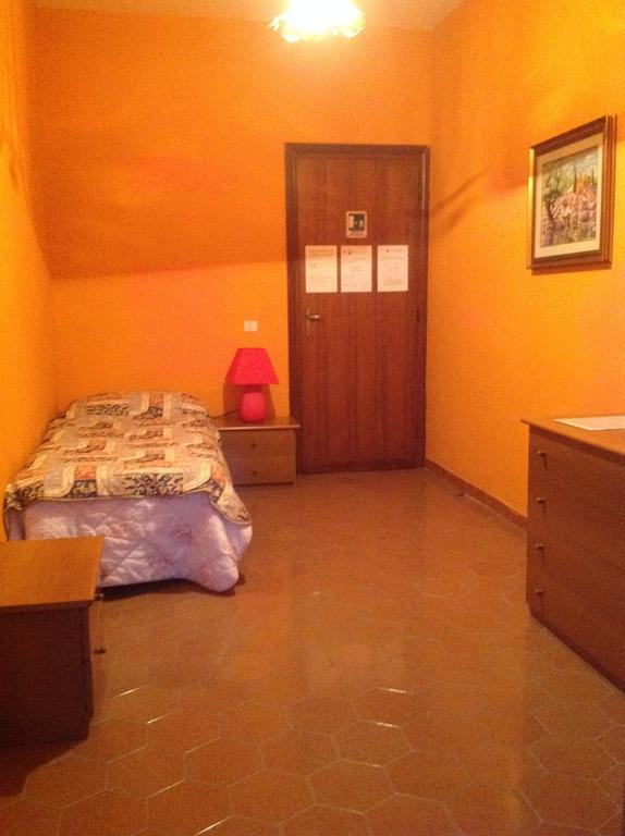 טורביאניקה Orange Holiday Home מראה חיצוני תמונה