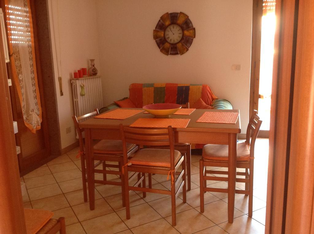 טורביאניקה Orange Holiday Home מראה חיצוני תמונה